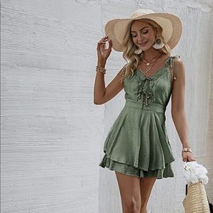 Brand New!! Olive Romper 💃🏼